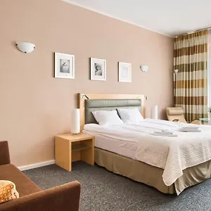  Homestay 404 Wilanowska