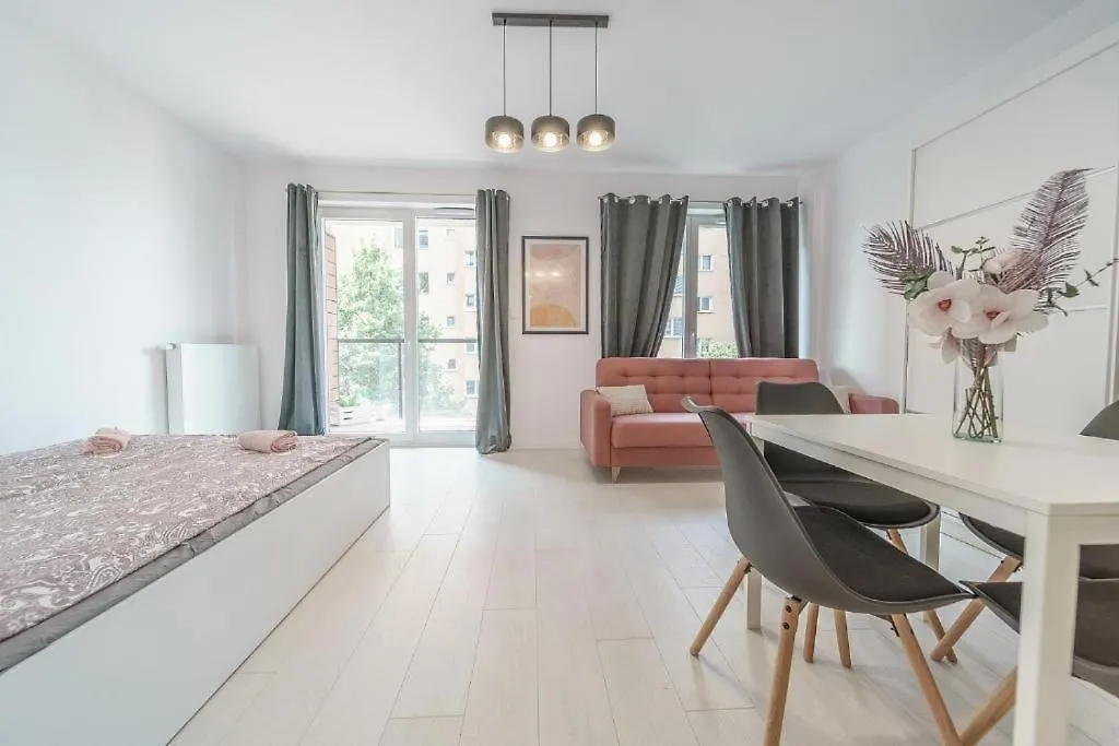 Oxygen Wronia - Browary Warszawskie - P&O Serviced Apartments Warsaw 0*,  Poland